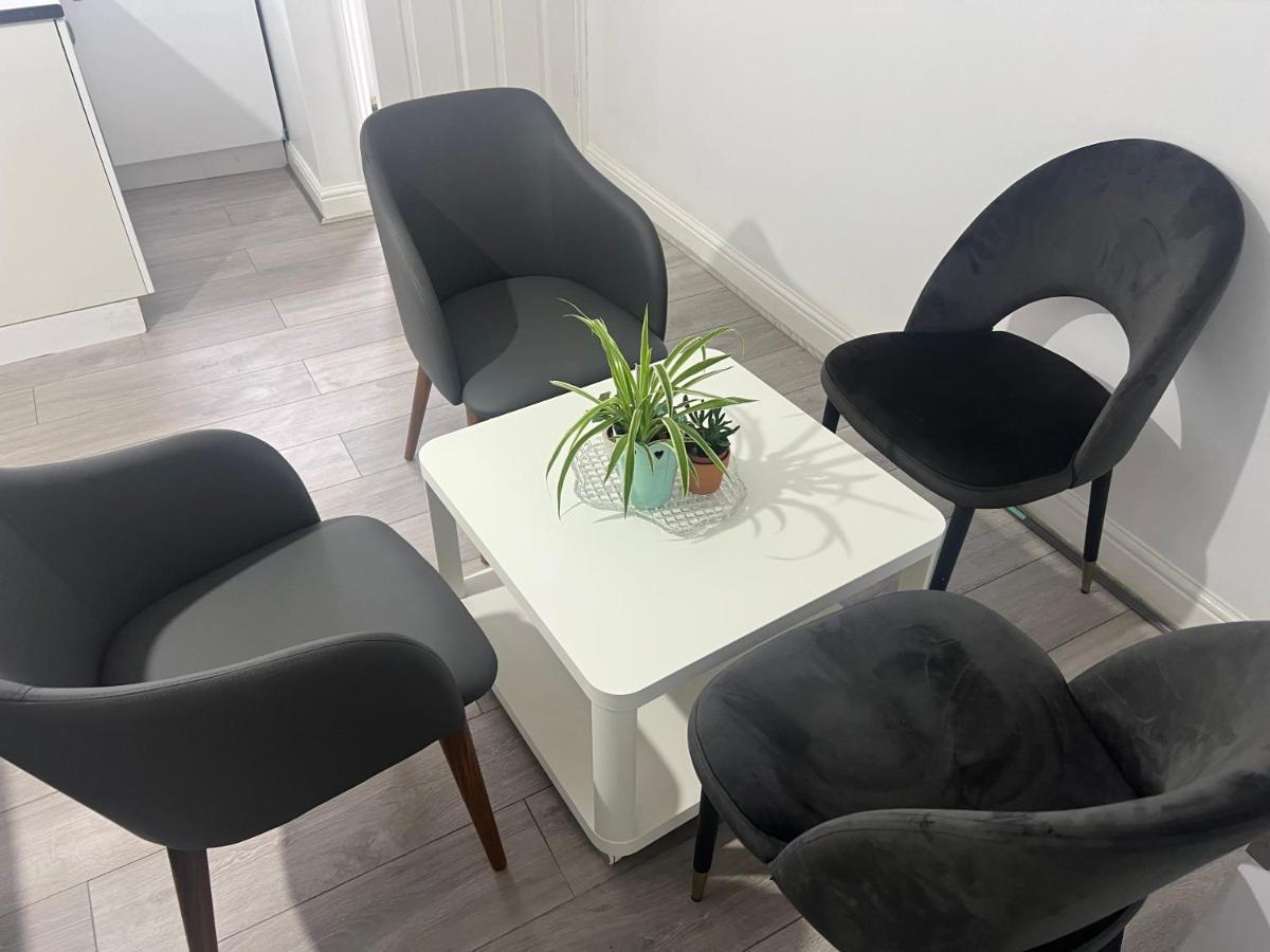 Montreal House Apartment Ilford Ngoại thất bức ảnh